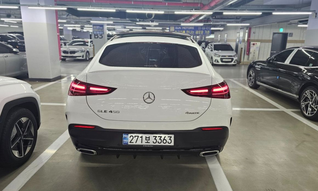 Mercedes-Benz GLE-Class GLE450 4MATIC AMG Line, 2026