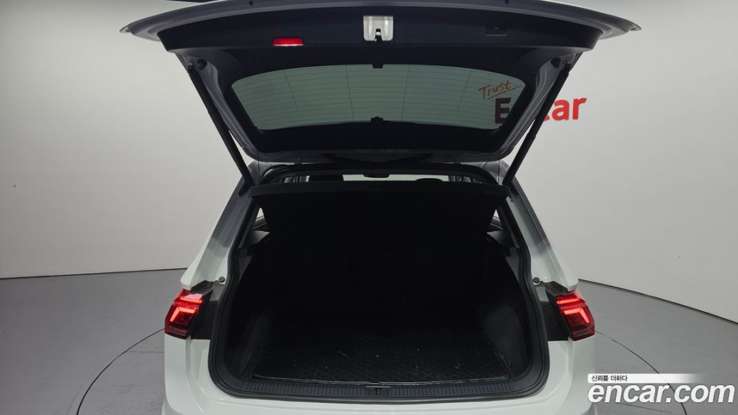 Volkswagen Tiguan 2.0 TDI 4Motion Prestige, 2022