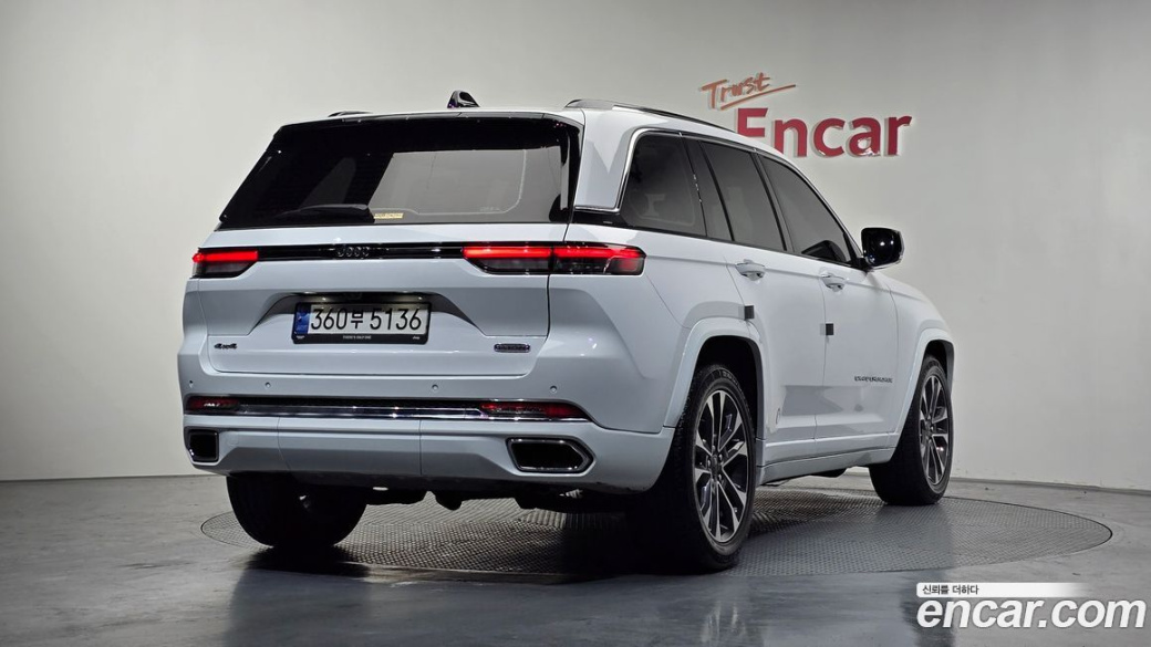 Jeep Cherokee 3.6 Overland, 2023