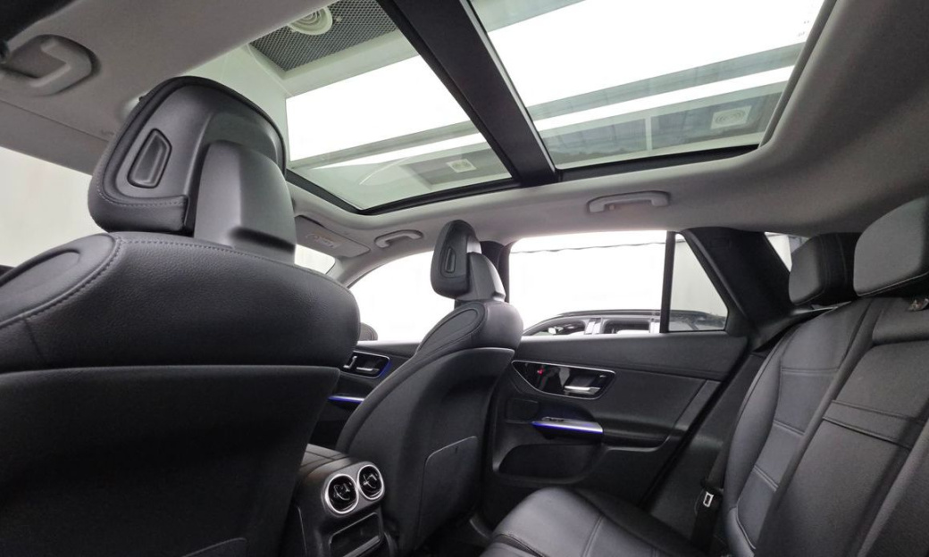 Mercedes-Benz GLC-Class GLC220 d 4MATIC, 2025