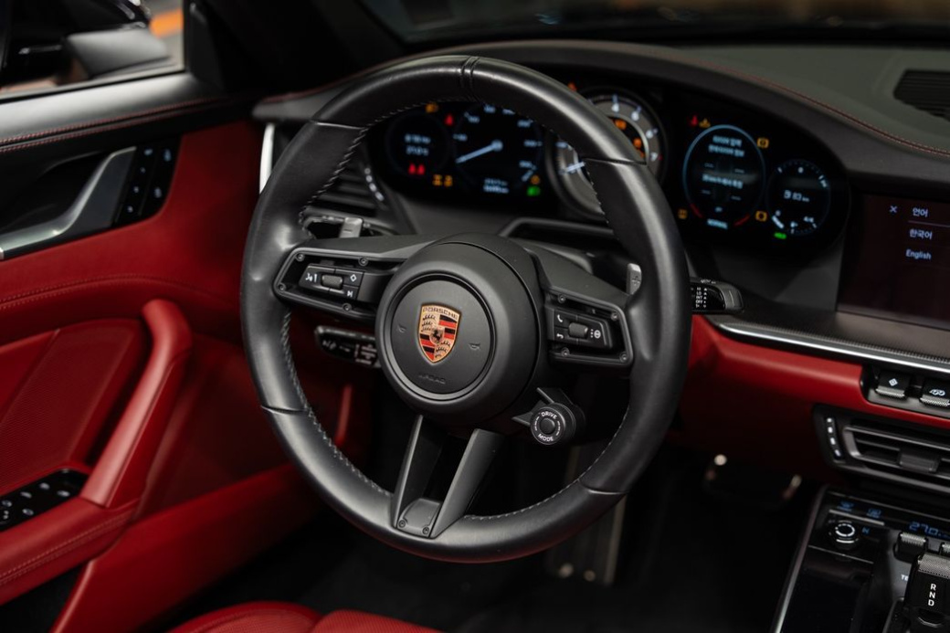 Porsche 911 Turbo S Cabriolet, 2024