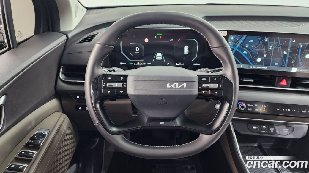 Kia Carnival 9-Seater Noblesse, 2025