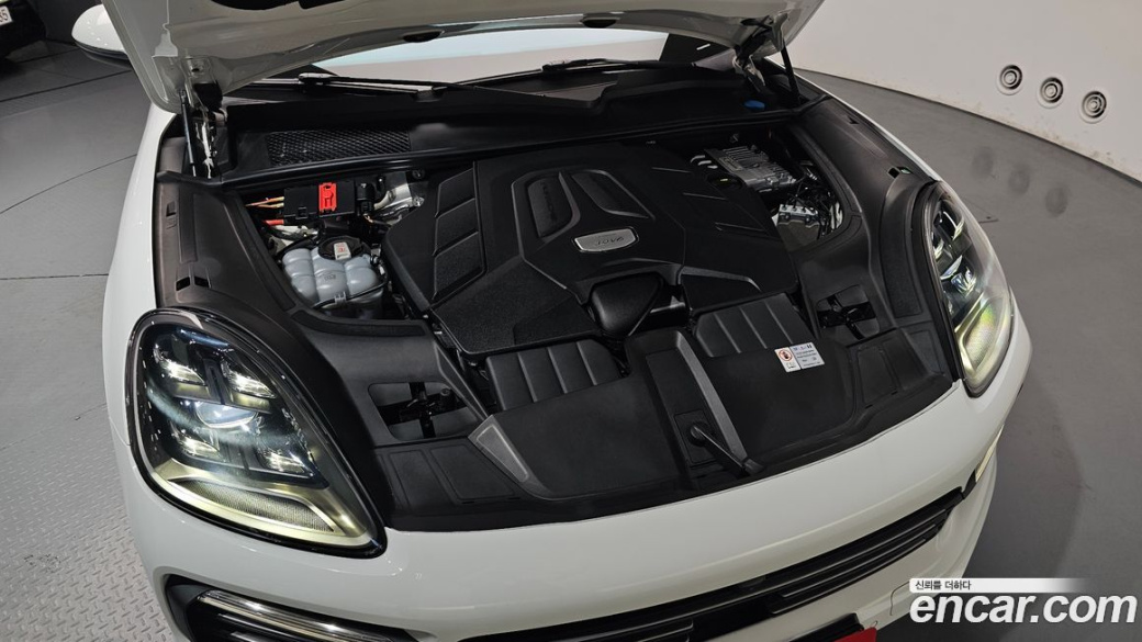 Porsche Cayenne 3.0, 2023