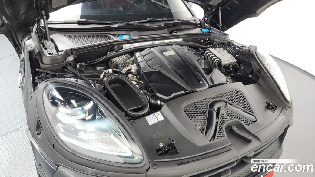 Porsche Macan 2.9 GTS, 2022
