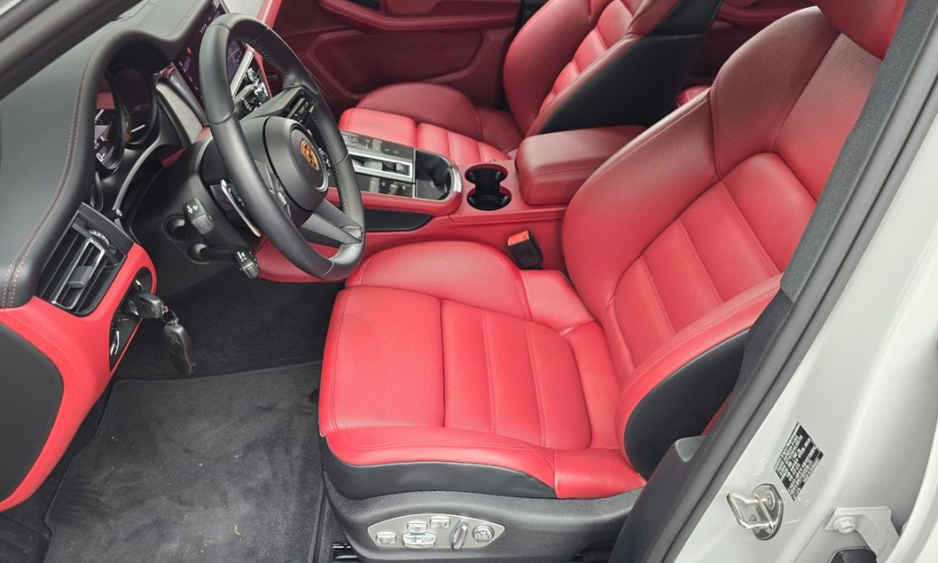 Porsche Macan 2.9 GTS, 2024