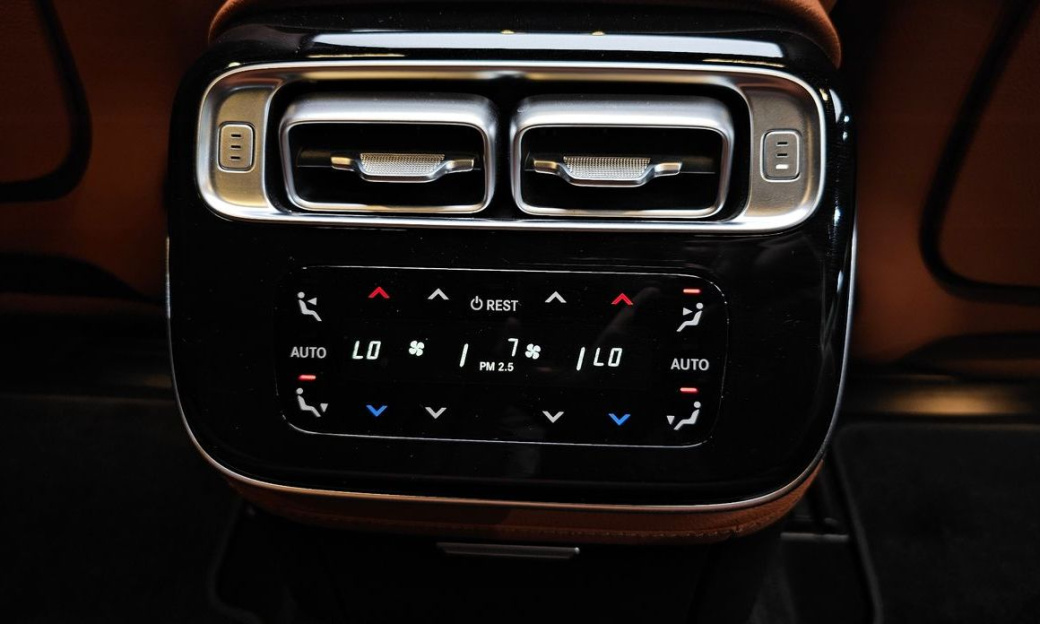 Mercedes-Benz S-Class S350 d, 2022