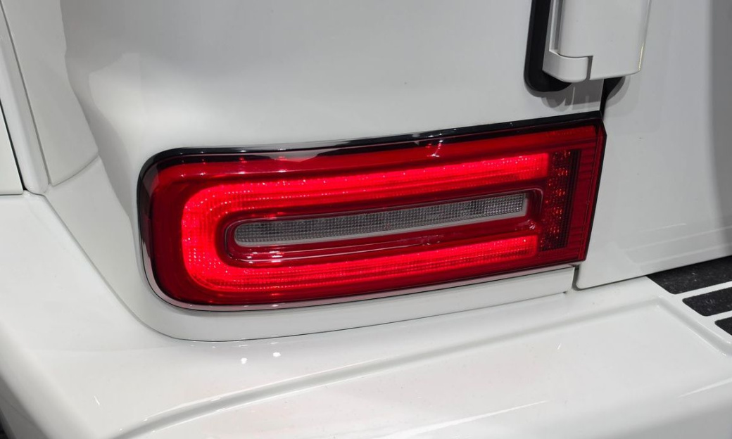Mercedes-Benz G-Class G400d, 2023