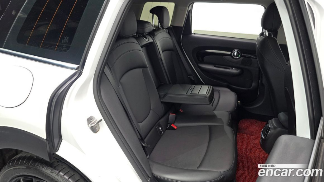 Mini Clubman Classic, 2024