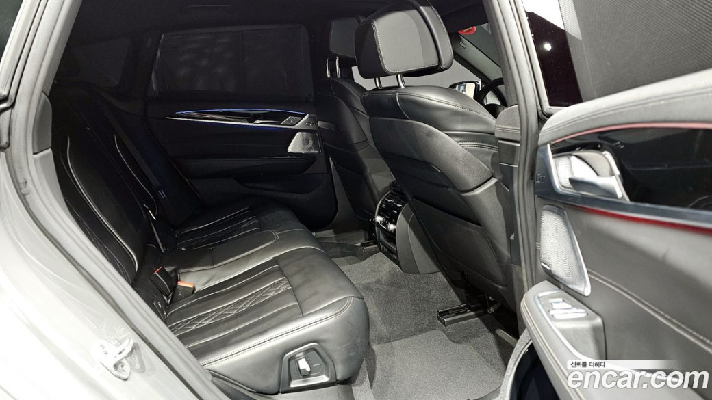 BMW Gran Turismo 640i xDrive M Sport, 2022