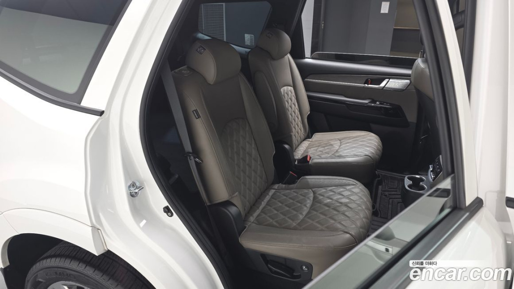 Kia Mohave Diesel 3.0 4WD 6-Seater, 2022