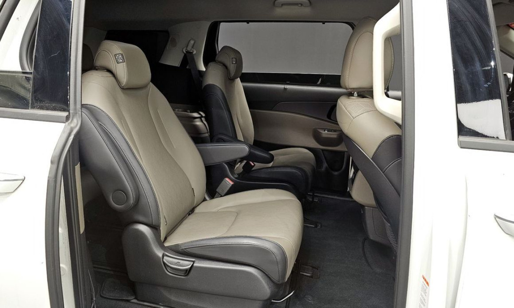 Kia Carnival 9-Seater Noblesse, 2025