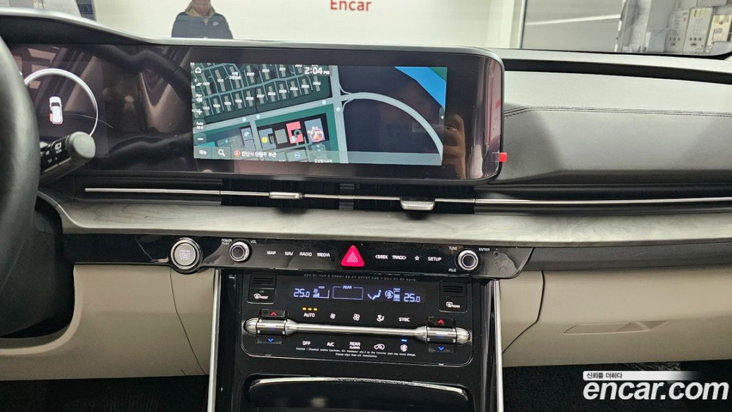 Kia Carnival 9-Seater Signature, 2022
