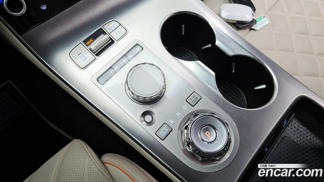 Genesis GV70 2.5T Gasoline AWD, 2025