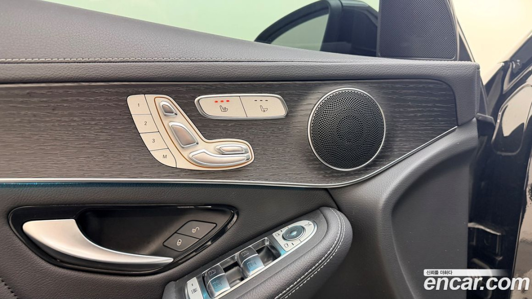 Mercedes-Benz GLC-Class GCL300 4MATIC Coupe, 2023