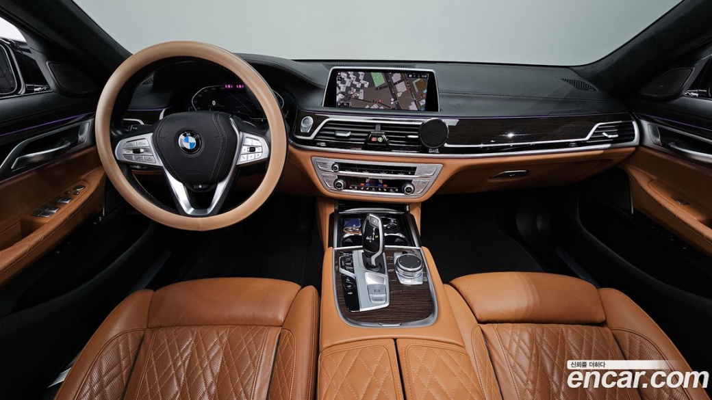 BMW 7-Series 740Li xDrive Design Pure Excellence, 2022