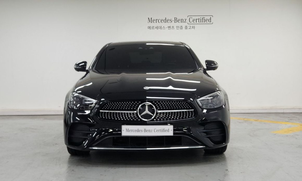 Mercedes-Benz E-Class E250 AMG Line, 2023