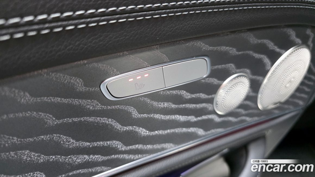 Mercedes-Benz E-Class E350 4MATIC AMG Line, 2023