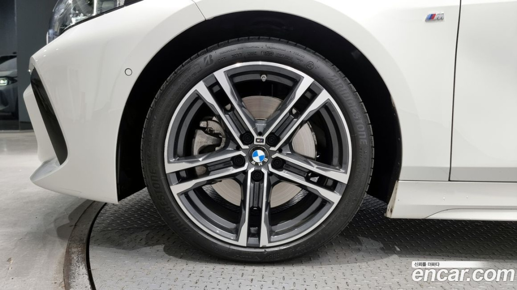 BMW 1-Series 120i M Sports, 2023