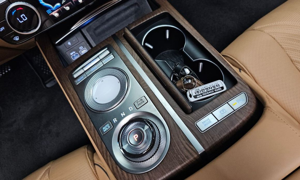 Genesis G80 Gasoline 2.5 Turbo AWD, 2022