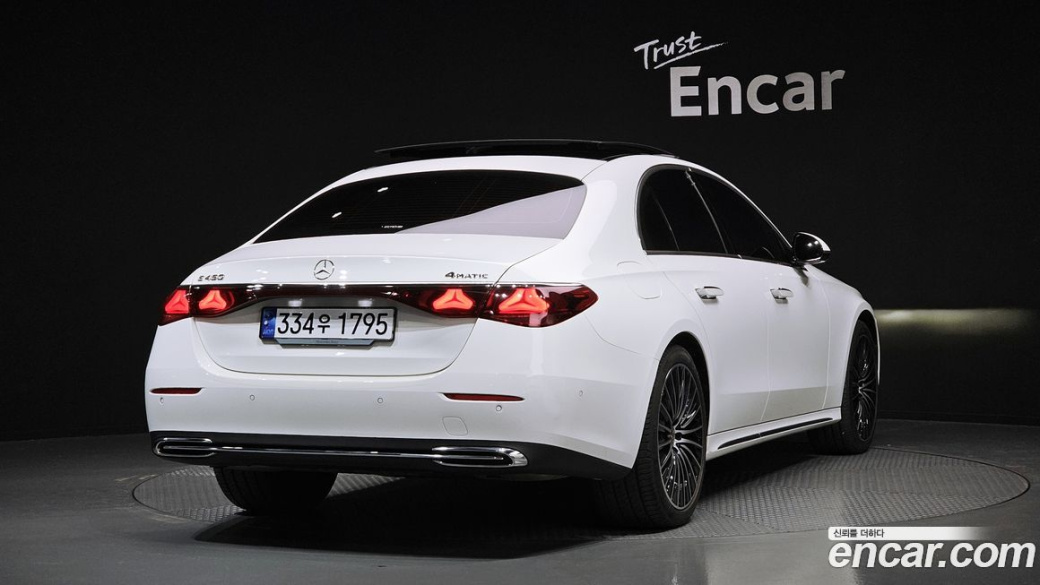 Mercedes-Benz E-Class E450 4MATIC Exclusive, 2024