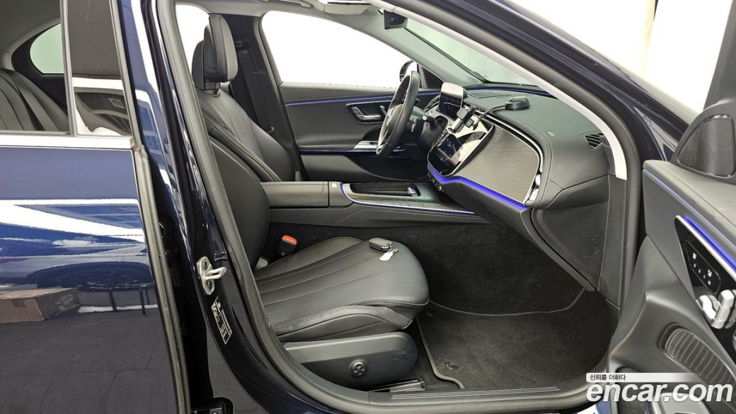 Mercedes-Benz E-Class E200 Avantgarde, 2025