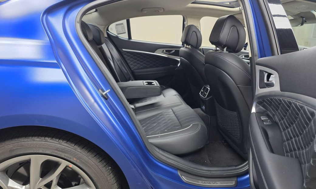 Genesis G70 Gasoline 2.5T 4WD, 2025