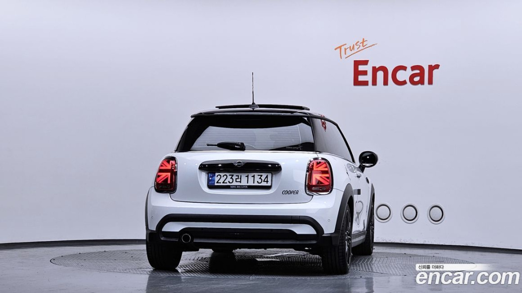 Mini Cooper  , 2024