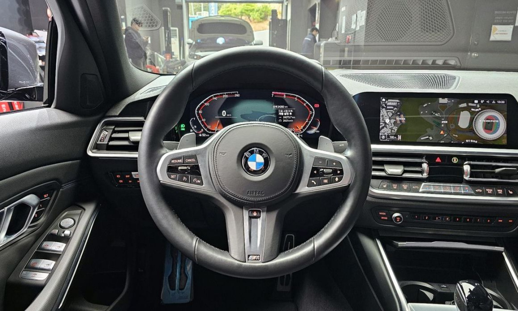 BMW 3-Series 320i M Sport, 2022