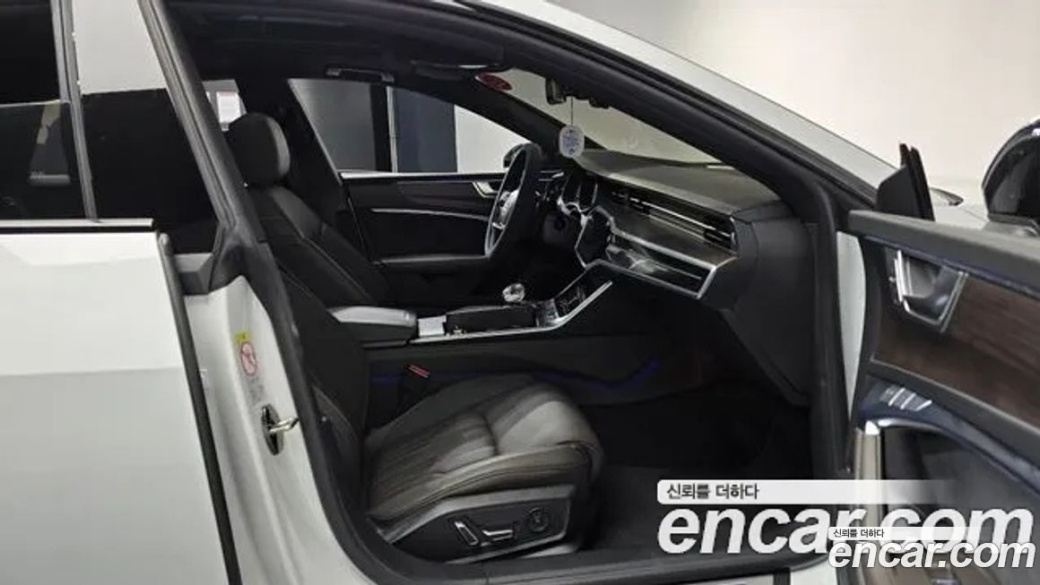 Audi A7 55 TFSI Quattro Premium, 2023