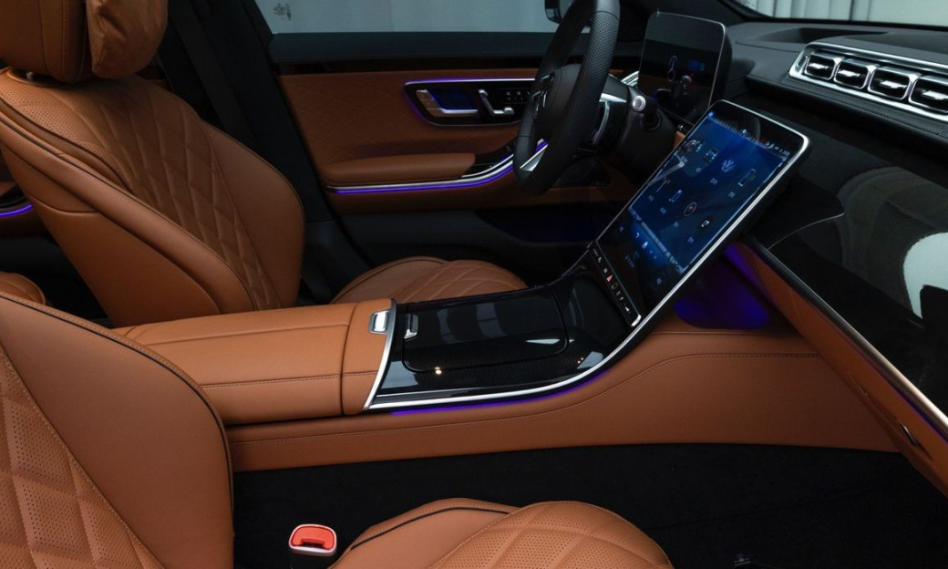 Mercedes-Benz S-Class S500 4MATIC, 2026