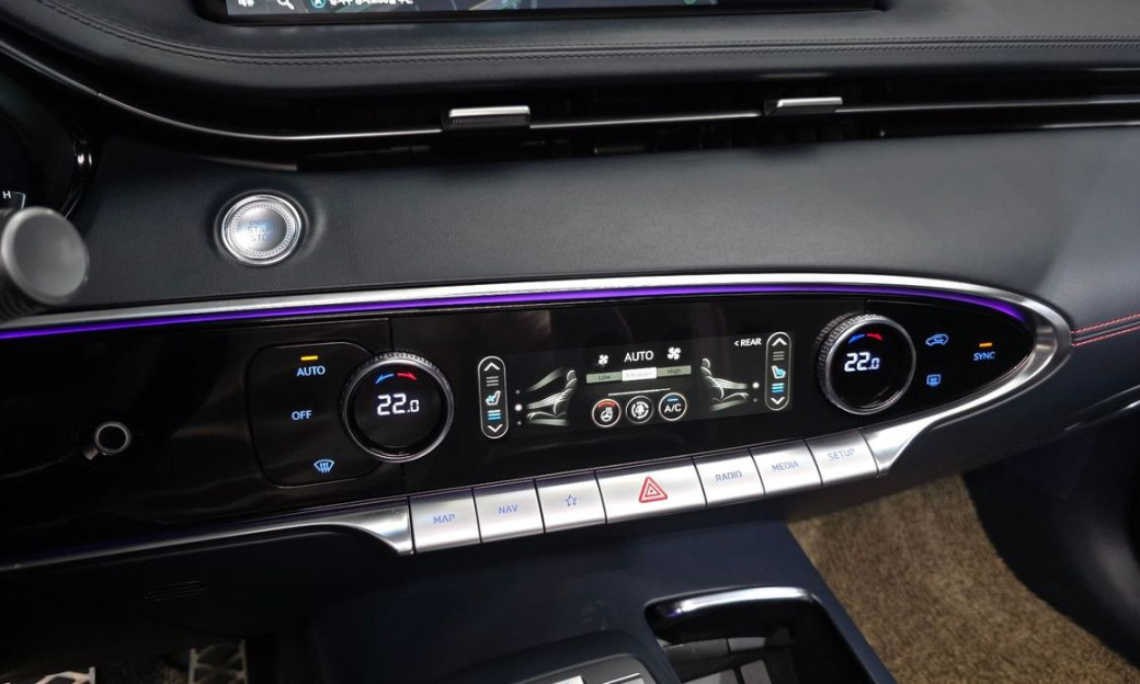 Genesis GV70 2.5T Gasoline 2WD, 2021