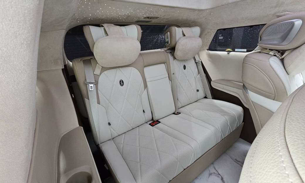 Kia Carnival 9-Seater Hi-Limousine(Special Vehicle), 2022