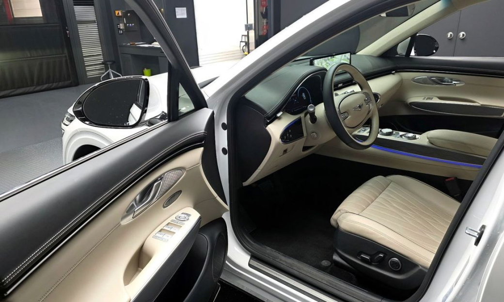 Genesis GV70 2.5T Gasoline 2WD, 2024