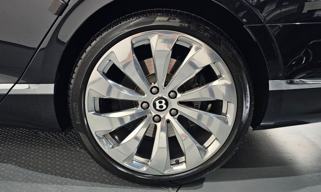 Bentley Flying Spur 4.0, 2022