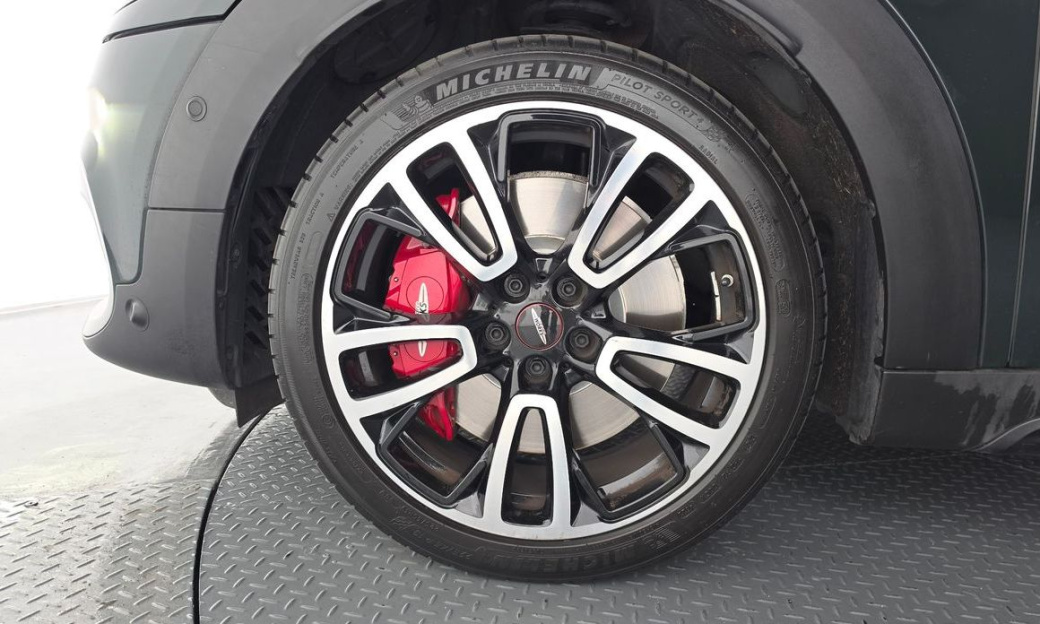 Mini Countryman JCW Launch Pack, 2023