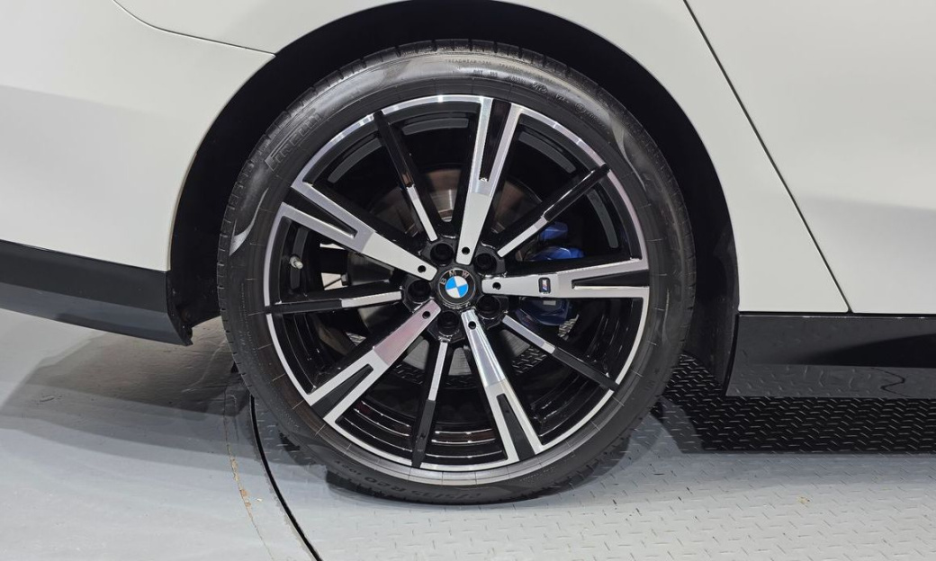 BMW 5-Series 530i xDrive M Sport, 2024