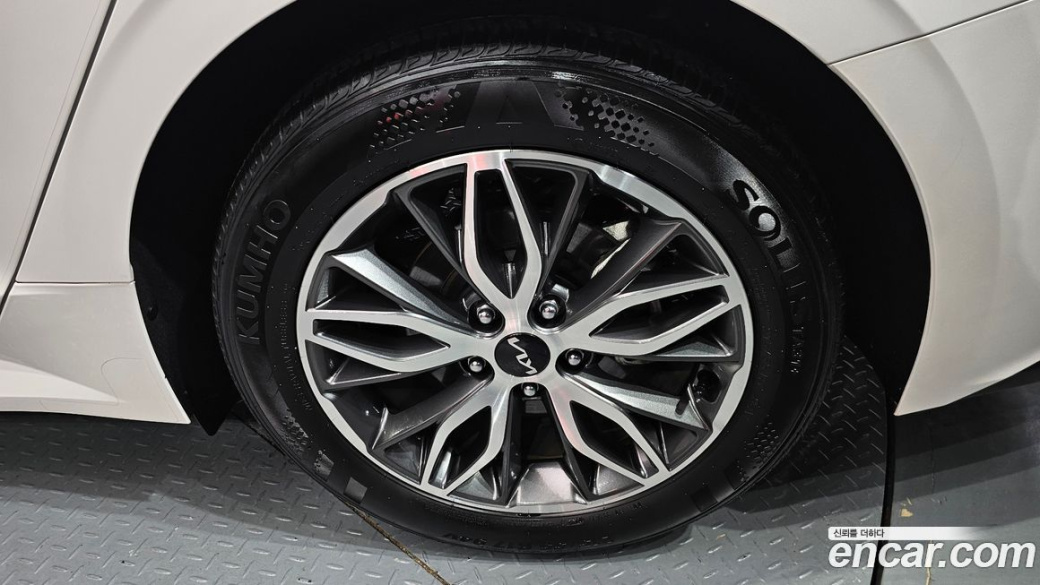 Kia K5 2.0, 2023