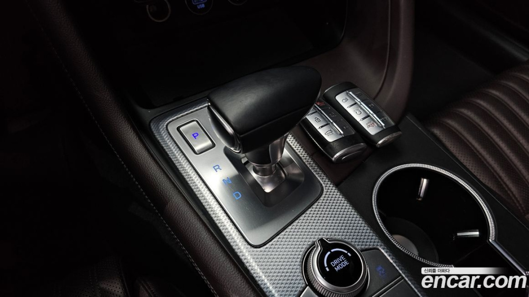 Genesis G70 Gasoline 2.0T 2WD, 2022