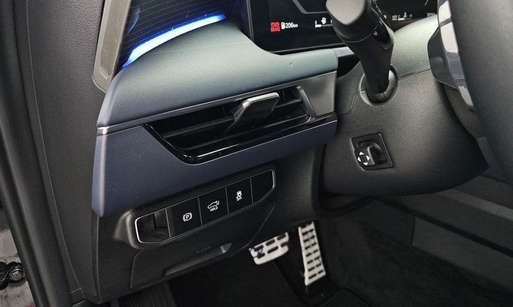 Kia K8 2.5 Gasoline 2WD, 2025