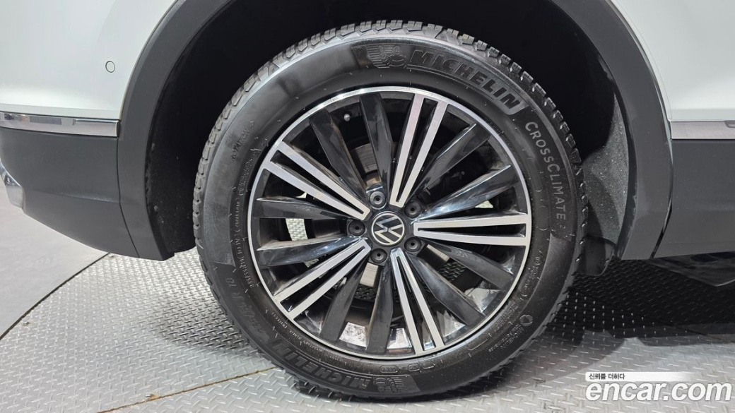 Volkswagen Tiguan 2.0 TDI Premium, 2023