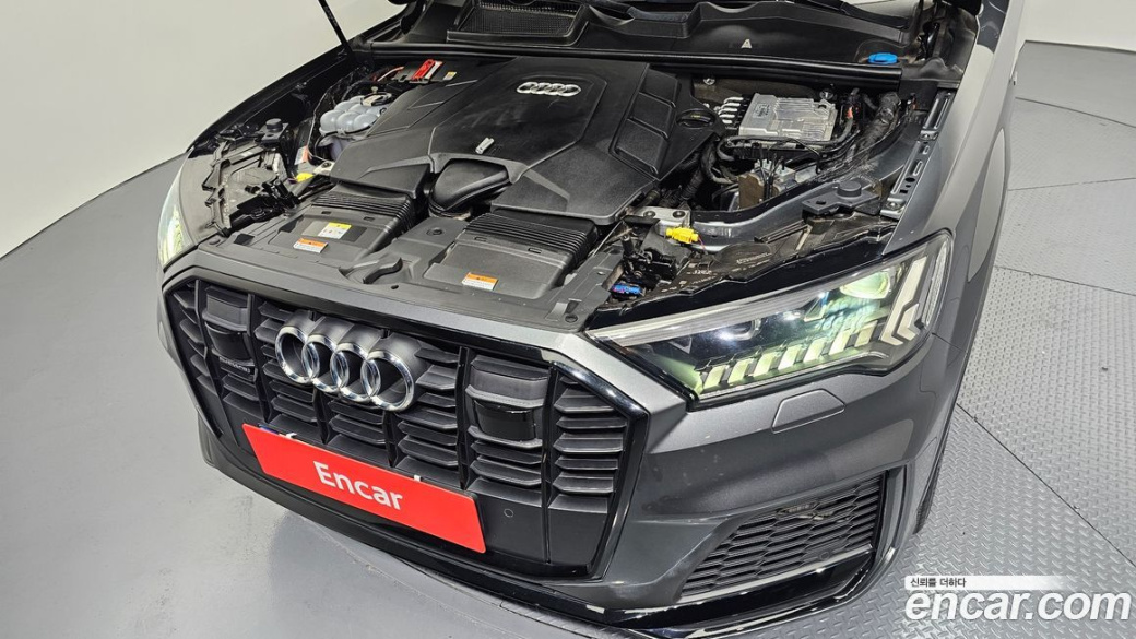 Audi Q7 55 TFSI Quattro Premium, 2021