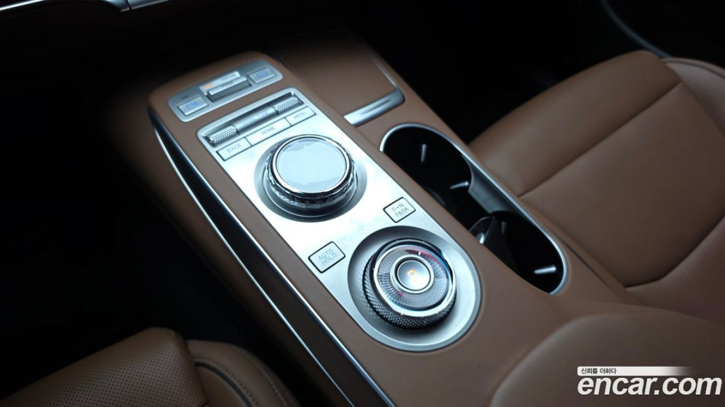 Genesis GV70 2.5T Gasoline AWD, 2023