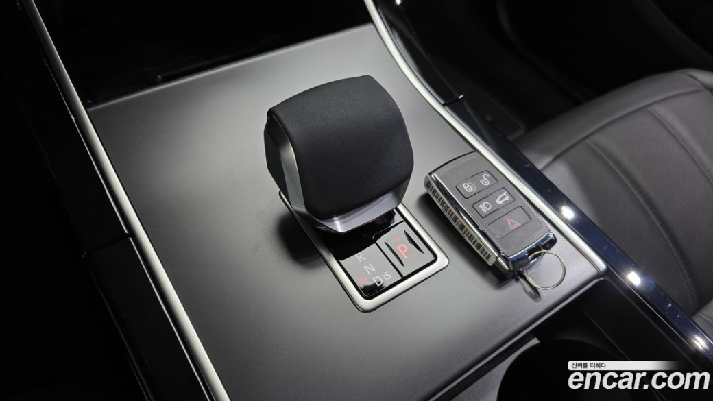 Land Rover Range Rover Evoque P250 Dynamic SE, 2025