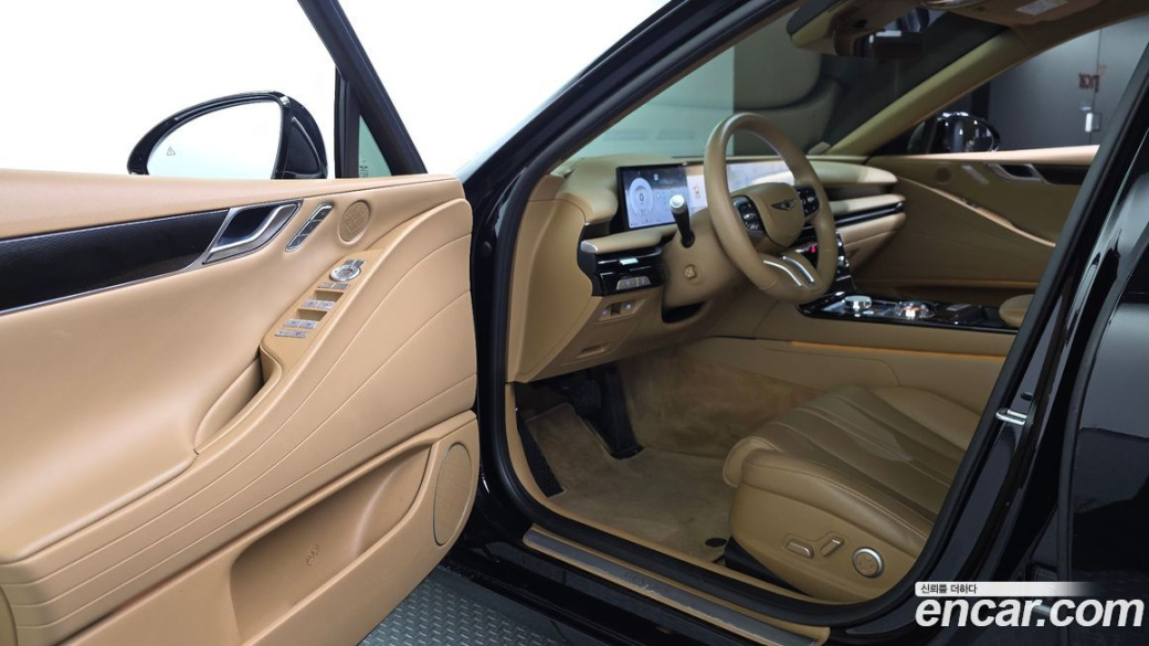 Genesis G80 Gasoline 2.5 Turbo 2WD, 2025