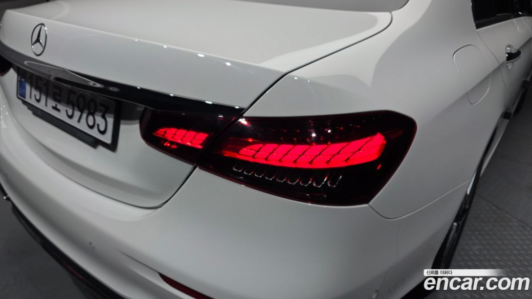 Mercedes-Benz E-Class E250 AMG Line, 2023