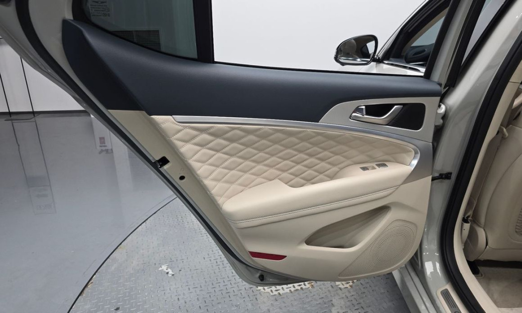 Genesis G70 Gasoline 2.5T 4WD, 2024