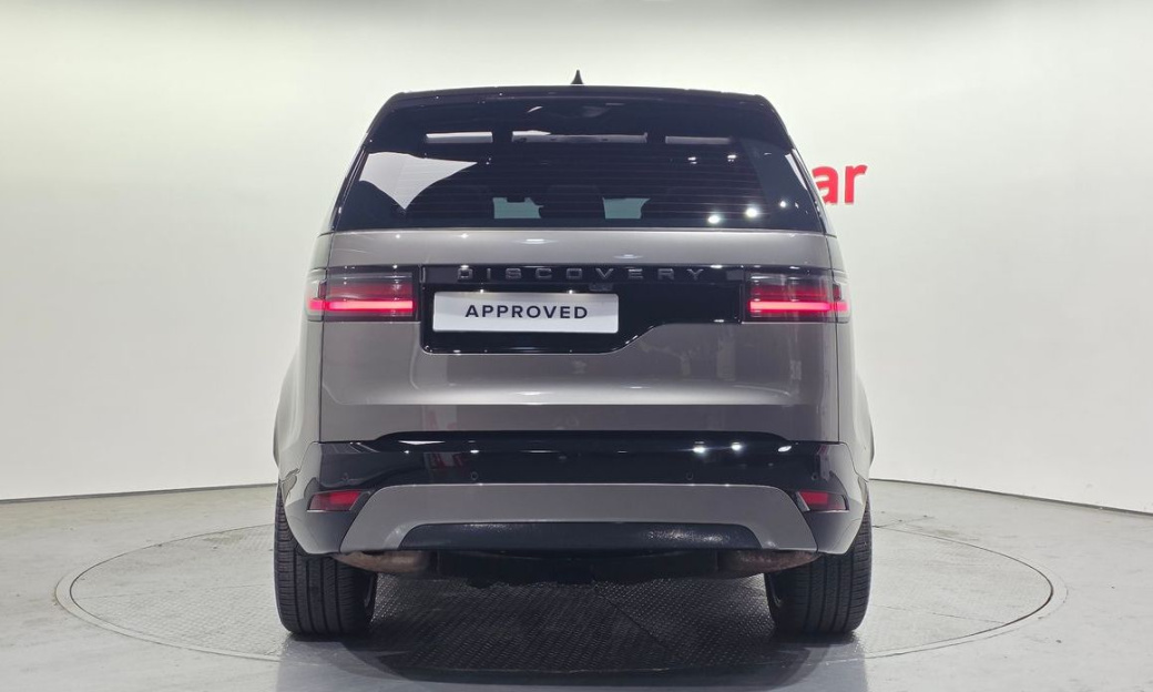 Land Rover Discovery P360 Dynamic HSE, 2024