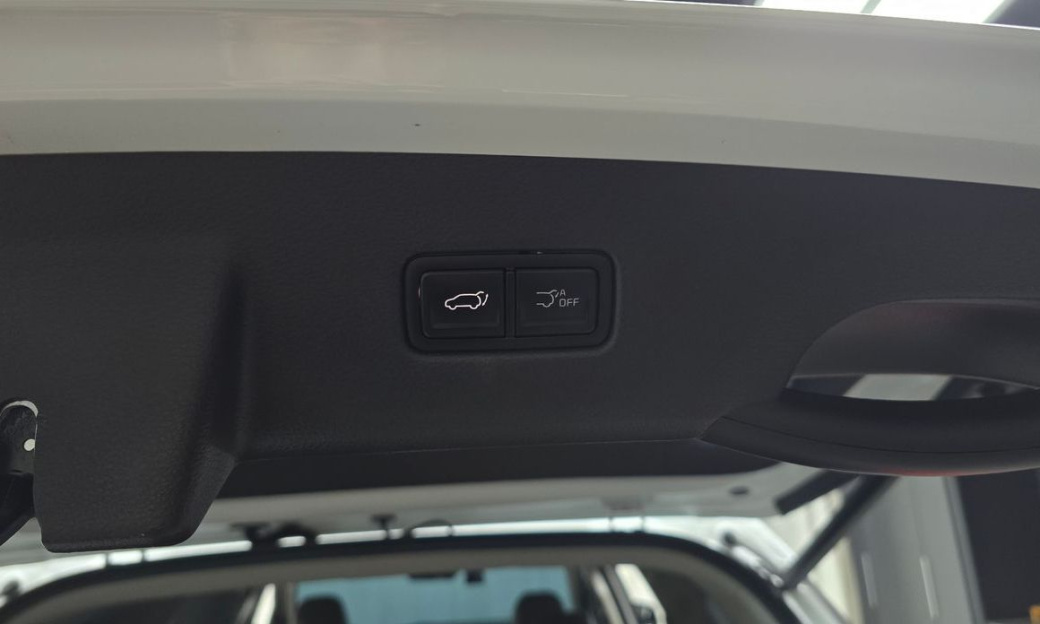Kia Carnival 9-Seater Noblesse, 2025
