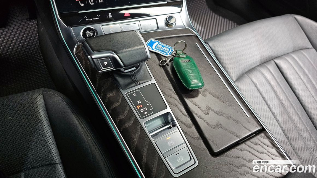Audi A6 45 TFSI Quattro Premium, 2022
