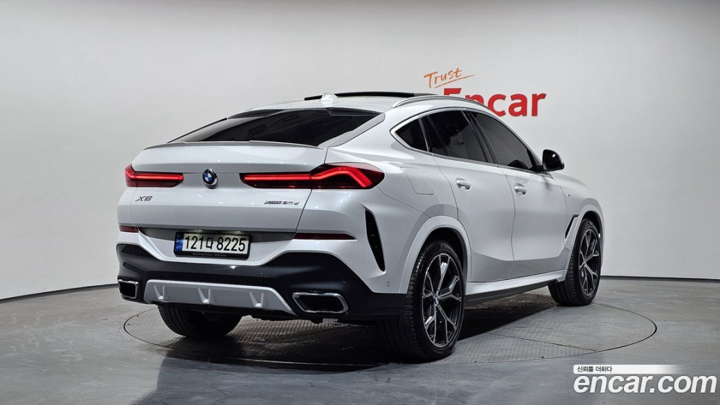 BMW X6 xDrive30d M Sport, 2022